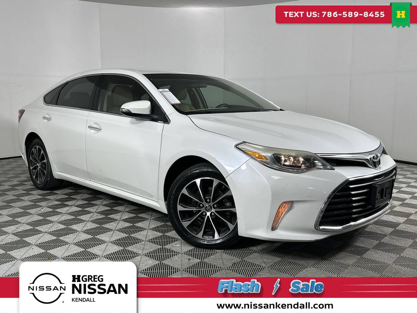 2016 Toyota Avalon XLE — Sedan — 64,753 mi — Palmetto Bay, FL