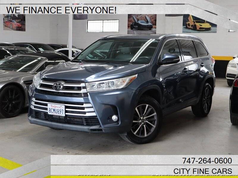 2018 Toyota Highlander XLE — SUV — 68,655 mi — Panorma City, CA