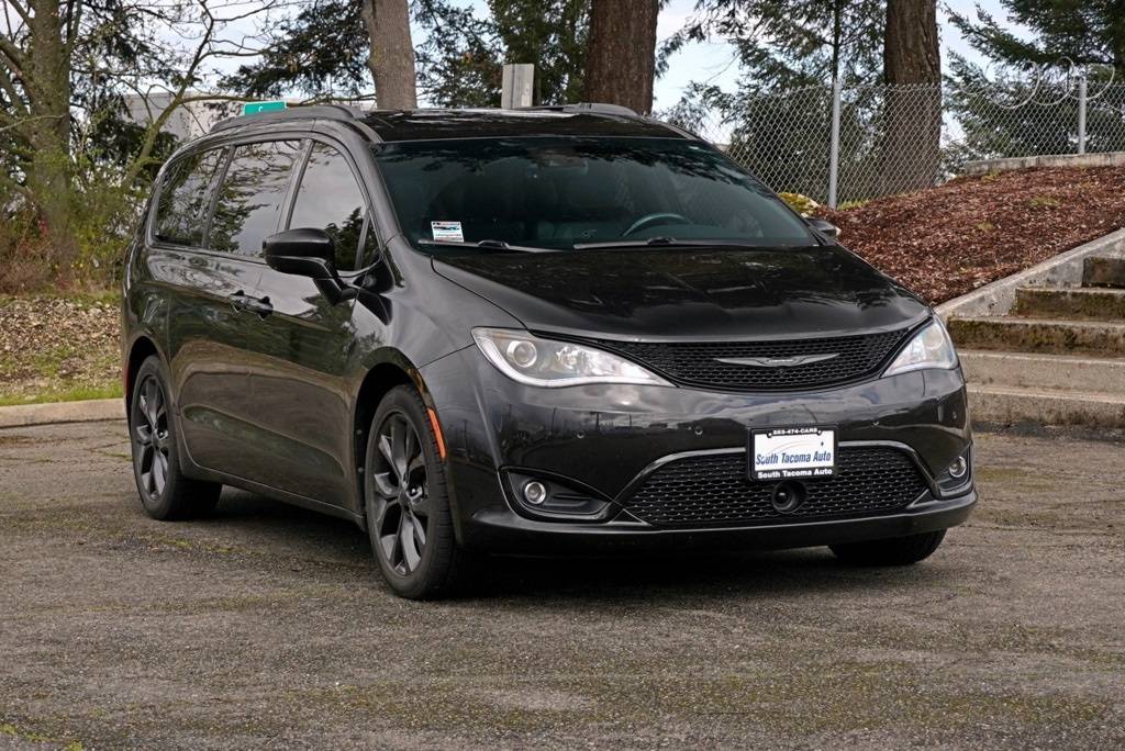 2019 Chrysler Pacifica Touring L — Minivan — 67,841 mi — Tacoma, WA