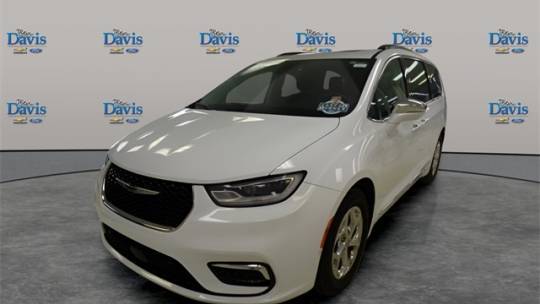 2022 Chrysler Pacifica Limited — Minivan — 61,926 mi — Auburn, IN