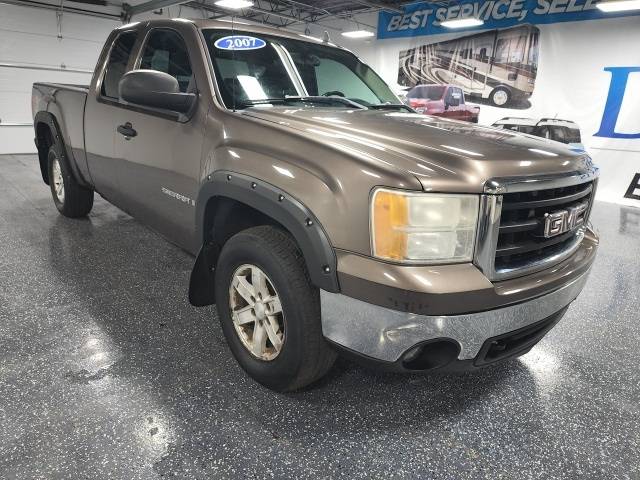 2007 GMC Sierra 1500 SLE2 — Pickup Truck — 227,528 mi — Auburn, IN