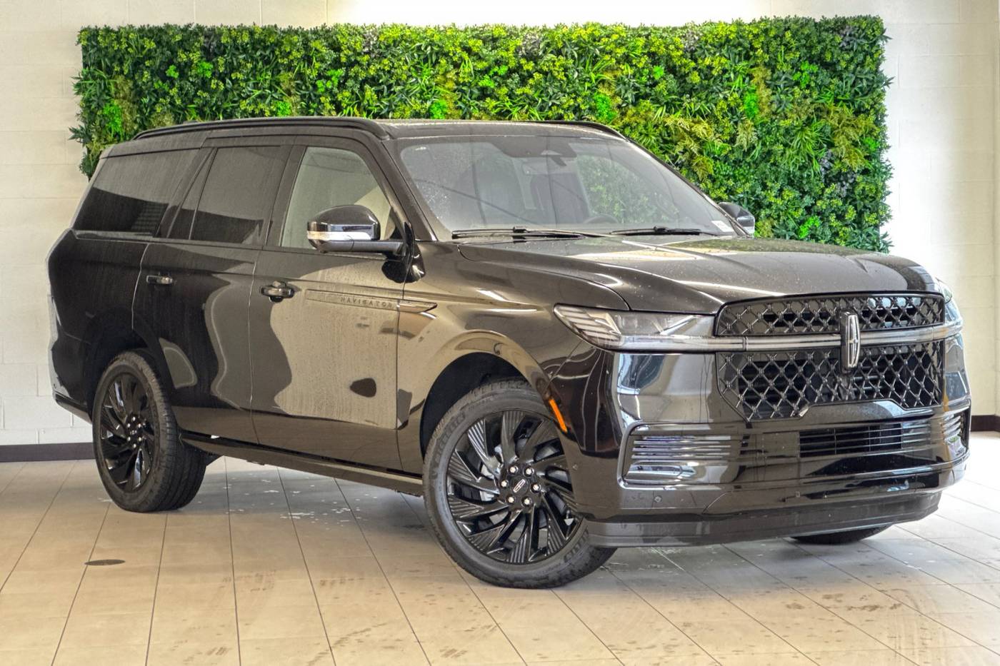 2025 Lincoln Navigator Reserve — SUV — 1,780 mi — Portland, OR