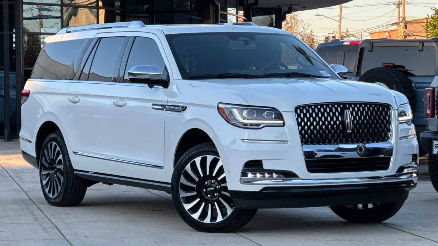 2024 Lincoln Navigator Black Label — SUV — 19,893 mi — Portland, OR