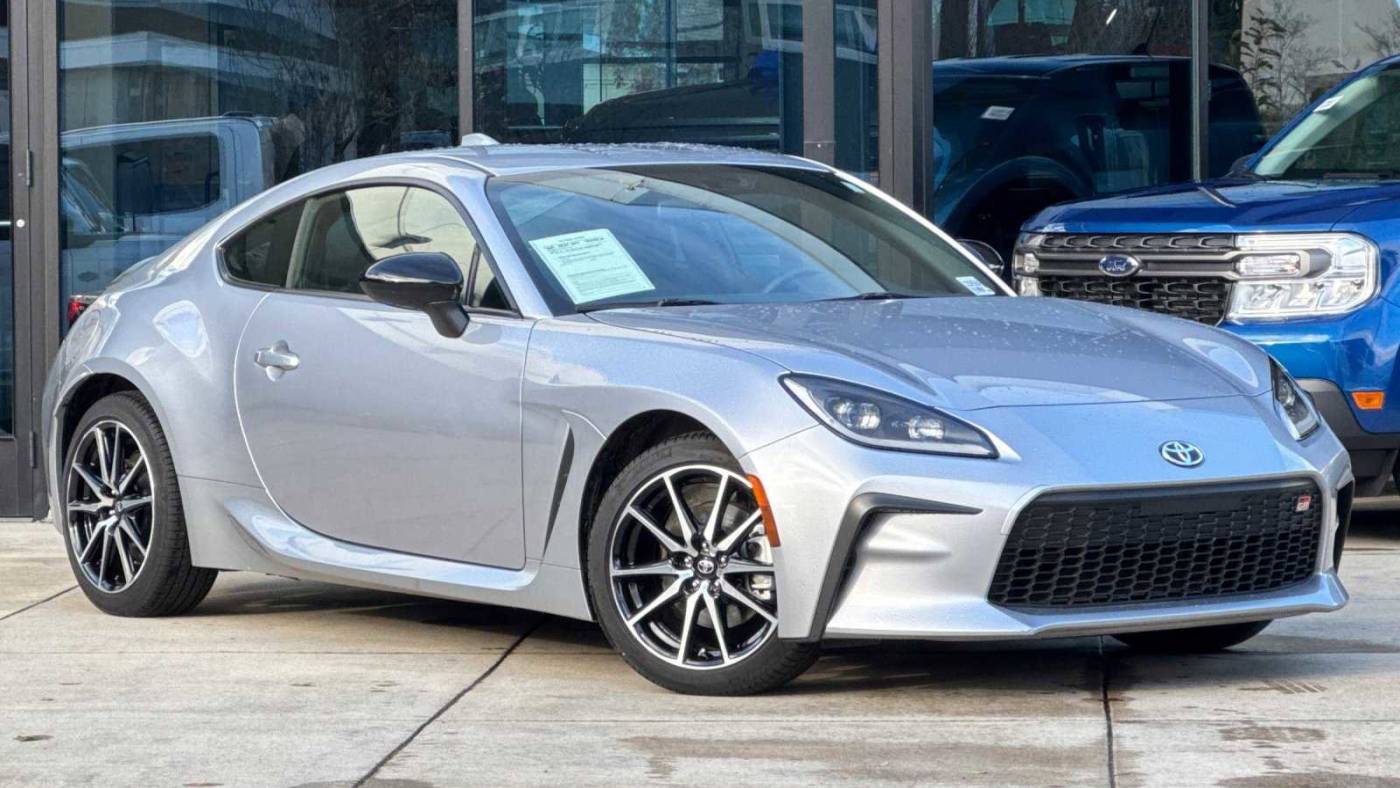 2023 Toyota GR86 Base — Coupe — 10,577 mi — Portland, OR