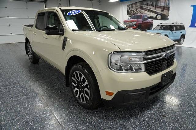 2024 Ford Maverick LARIAT — Pickup Truck — 15,785 mi — Auburn, IN