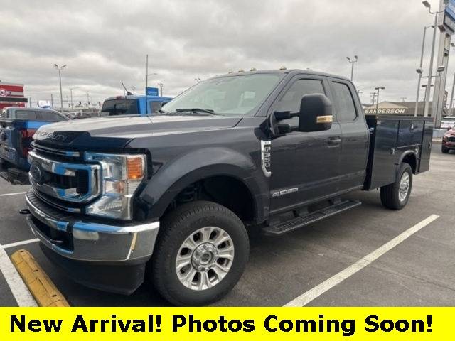 2022 Ford Super Duty F-350 Chassis Cab XLT — Chassis Cab Truck — 48,424 mi — Auburn, IN