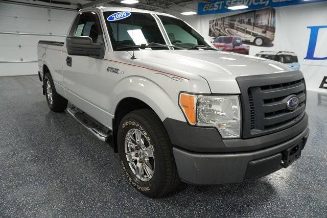 2009 Ford F-150 XL — Pickup Truck — 64,954 mi — Auburn, IN