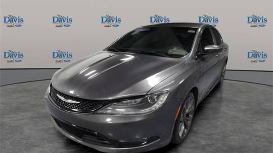 2015 Chrysler 200 S — Sedan — 104,232 mi — Auburn, IN