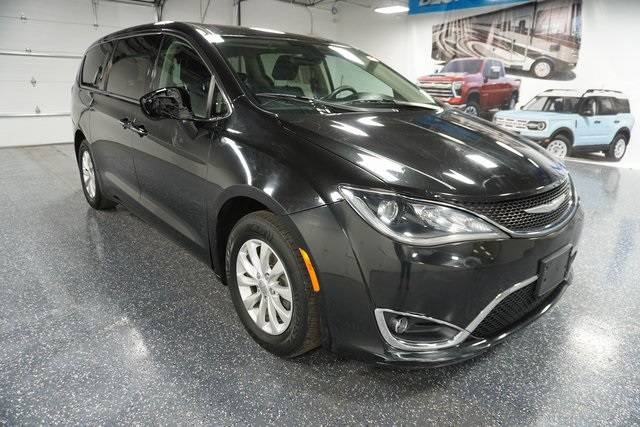 2018 Chrysler Pacifica Touring Plus — Minivan — 93,748 mi — Auburn, IN