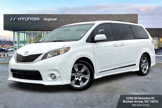 2012 Toyota Sienna SE — Minivan — 59,729 mi — Broken Arrow, OK
