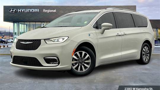 2021 Chrysler Pacifica Hybrid Touring L — Minivan — 18,191 mi — Broken Arrow, OK