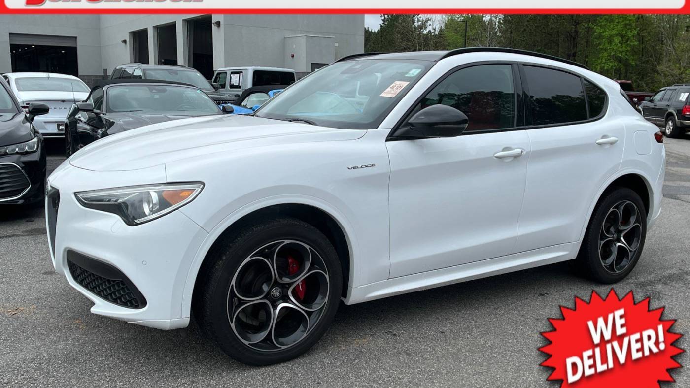 2023 Alfa Romeo Stelvio Veloce