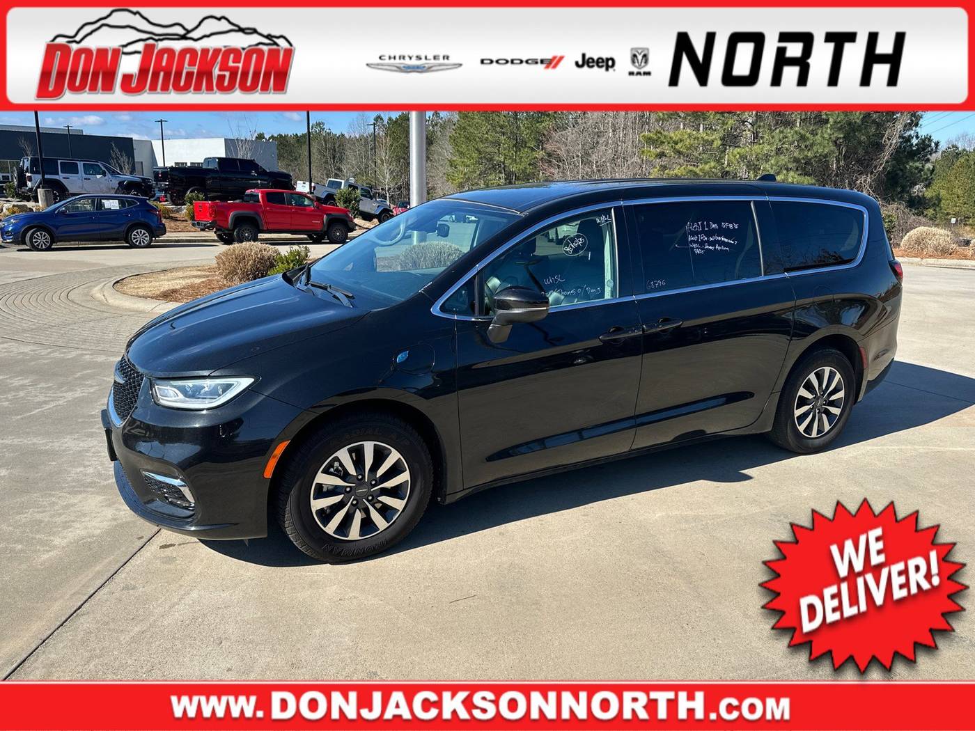 2023 Chrysler Pacifica Hybrid Touring L — Minivan — 68,797 mi — Cumming, GA
