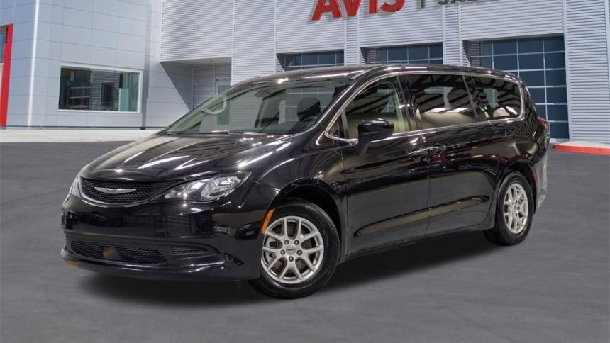 2023 Chrysler Voyager LX — Minivan — 35,993 mi — Houston, TX