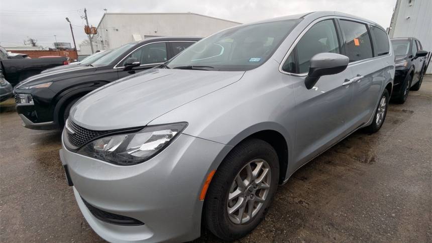 2023 Chrysler Voyager LX — Minivan — 42,138 mi — Houston, TX