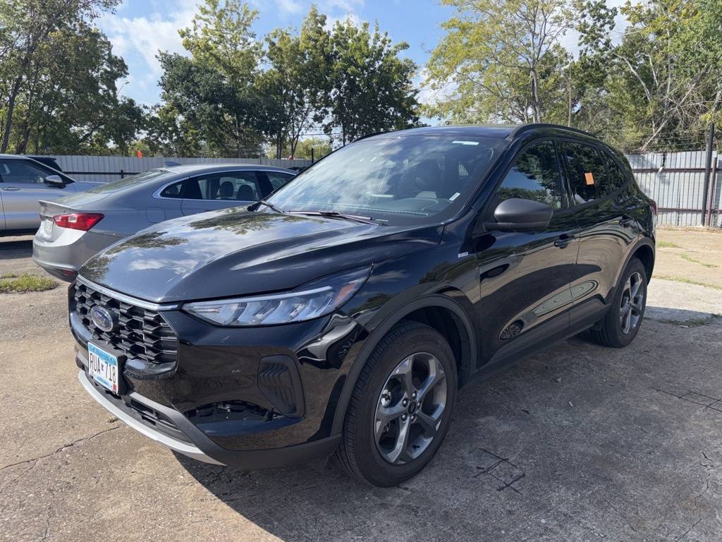 2025 Ford Escape ST-Line — SUV — 15,572 mi — Houston, TX