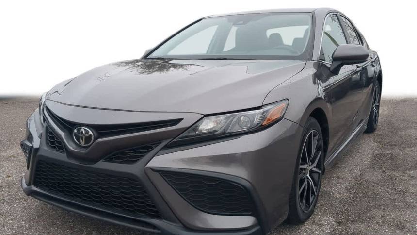 2021 Toyota Camry SE — Sedan — 67,755 mi — Wesley Chapel, FL