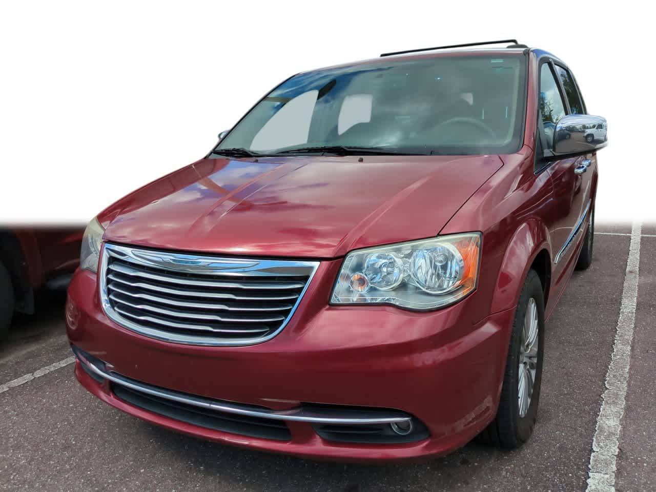 2016 Chrysler Town & Country Touring-L Anniversary Edition — Minivan — 140,654 mi — Wesley Chapel, FL
