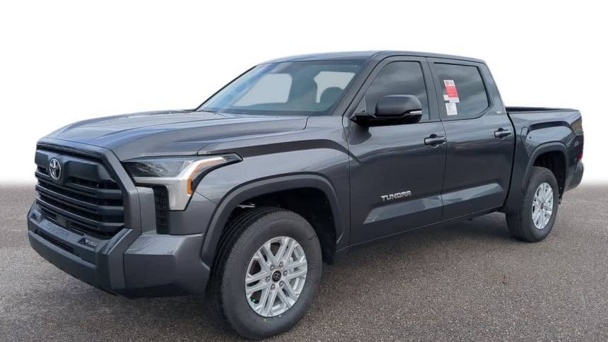 2025 Toyota Tundra SR5 — Pickup Truck — 1,043 mi — Wesley Chapel, FL