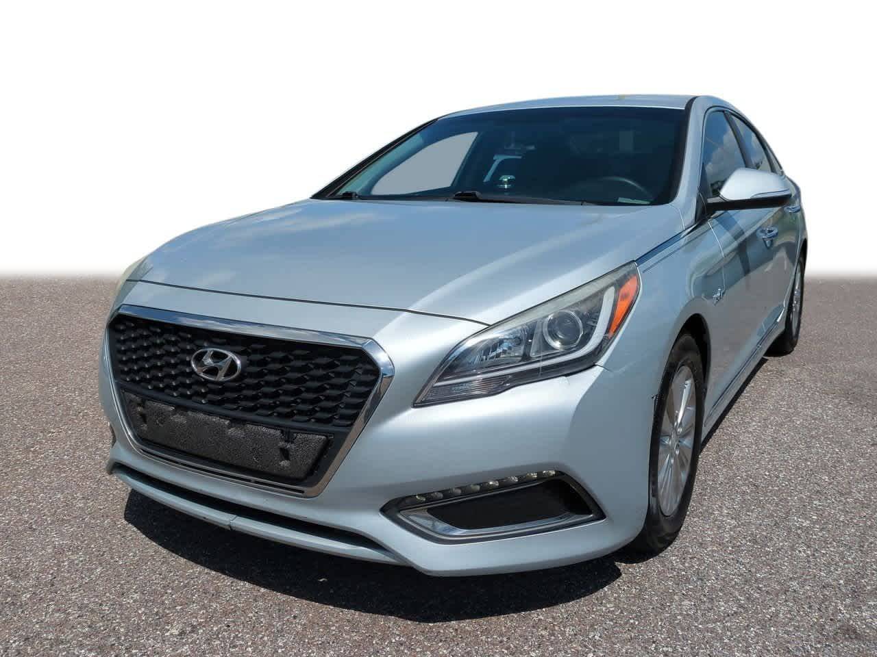 2017 Hyundai Sonata Hybrid SE — Sedan — 128,654 mi — Wesley Chapel, FL