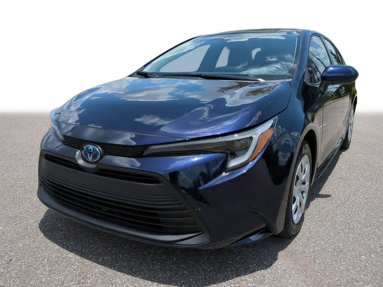 2025 Toyota Corolla Hybrid LE — Sedan — 2,739 mi — Wesley Chapel, FL