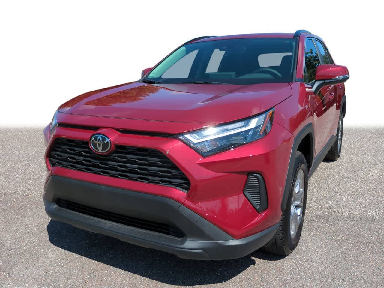 2025 Toyota RAV4 Hybrid XLE — SUV — 28 mi — Wesley Chapel, FL