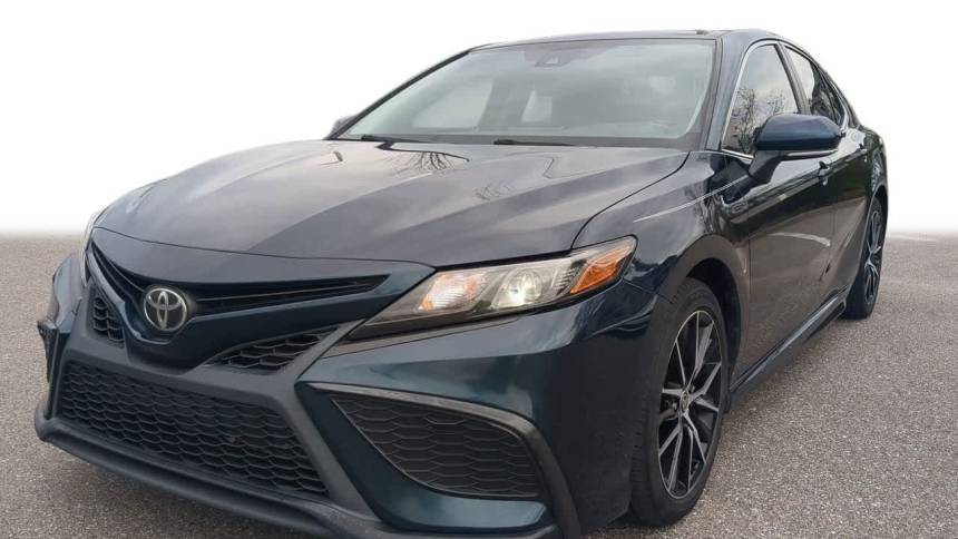 2021 Toyota Camry SE — Sedan — 128,183 mi — Wesley Chapel, FL