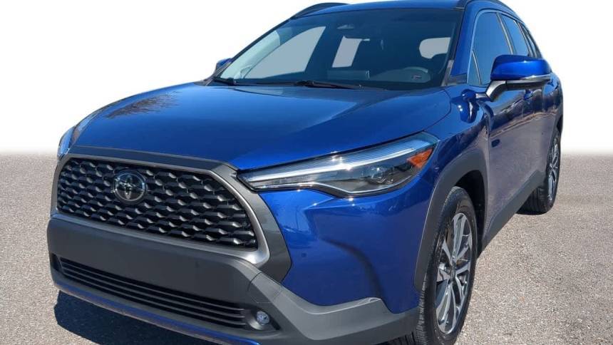 2023 Toyota Corolla Cross XLE — SUV — 11,076 mi — Wesley Chapel, FL