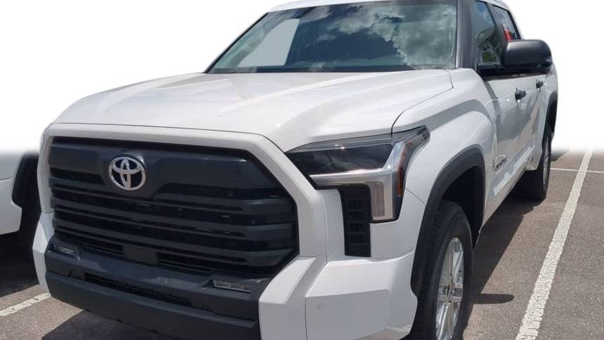 2025 Toyota Tundra SR5 — Pickup Truck — 2,338 mi — Wesley Chapel, FL