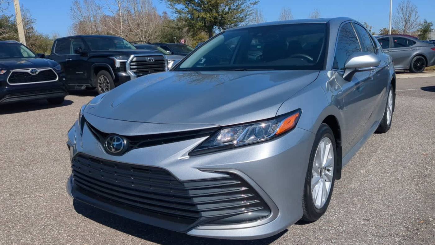 2022 Toyota Camry LE — Sedan — 19,463 mi — Wesley Chapel, FL