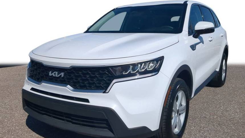 2023 Kia Sorento LX — SUV — 70,999 mi — Wesley Chapel, FL