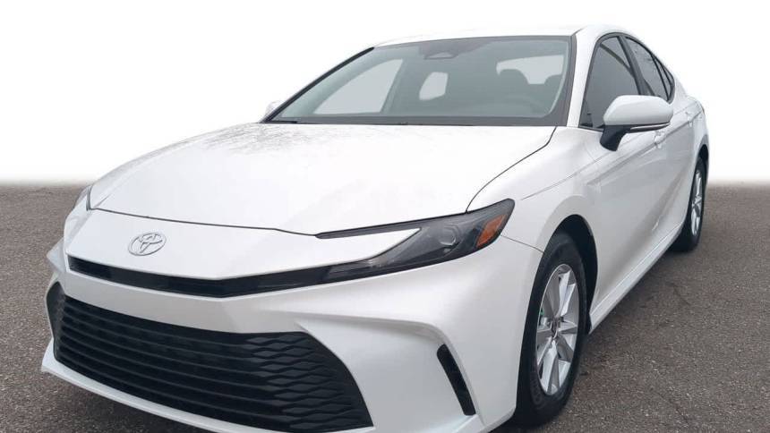 2025 Toyota Camry LE — Sedan — 8 mi — Wesley Chapel, FL