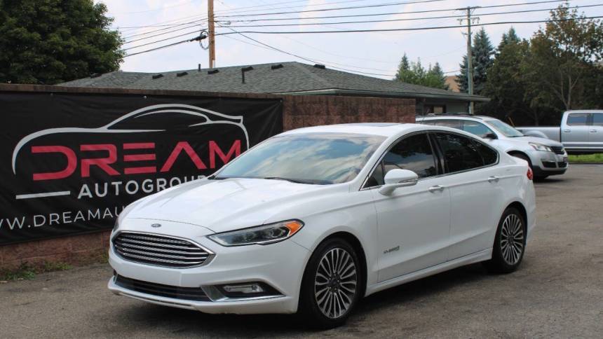 2017 Ford Fusion Hybrid Titanium — Sedan — 117,526 mi — Shelby Township, MI