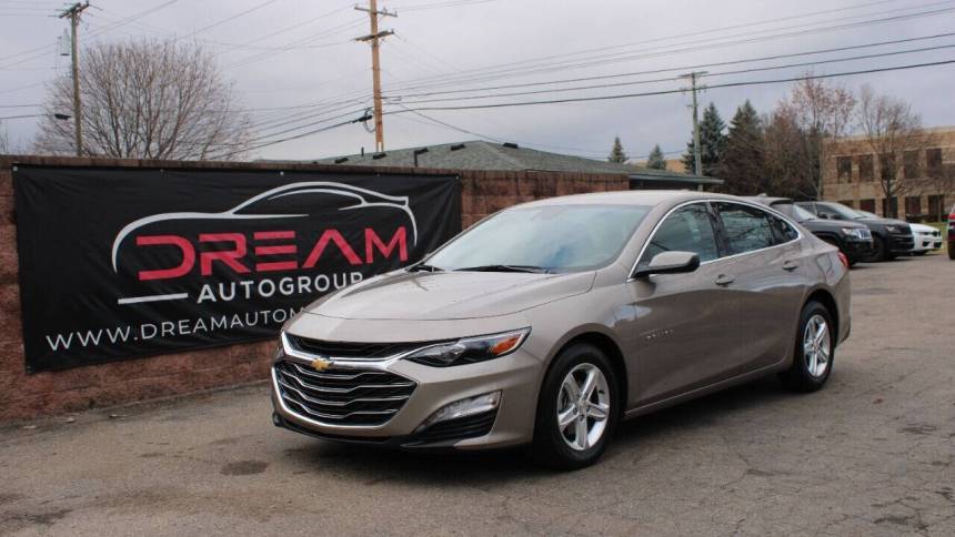 2023 Chevrolet Malibu LT — Sedan — 29,081 mi — Shelby Township, MI