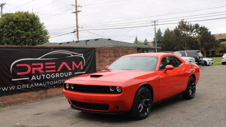 2022 Dodge Challenger SXT — Coupe — 14,891 mi — Shelby Township, MI