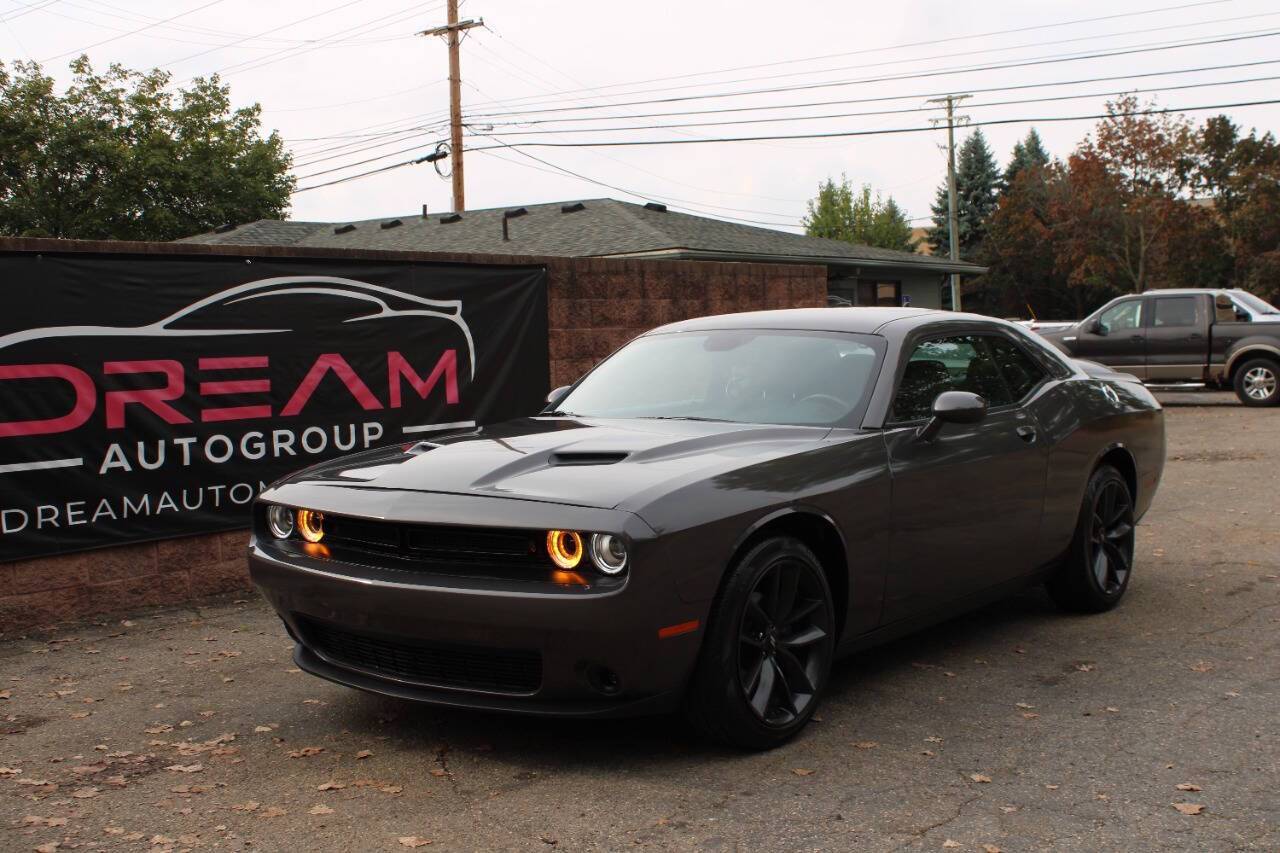 2023 Dodge Challenger SXT — Coupe — 68,964 mi — Shelby Township, MI