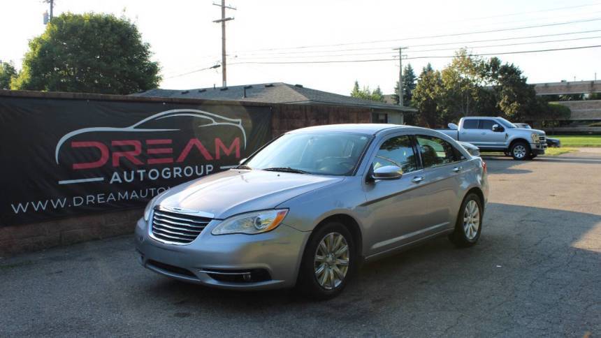 2013 Chrysler 200 Limited — Sedan — 144,494 mi — Shelby Township, MI