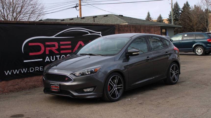 2015 Ford Focus SE — Hatchback — 122,365 mi — Shelby Township, MI