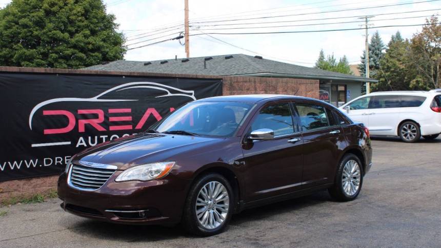 2012 Chrysler 200 Limited — Sedan — 146,921 mi — Shelby Township, MI
