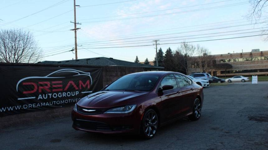 2015 Chrysler 200 S — Sedan — 204,642 mi — Shelby Township, MI