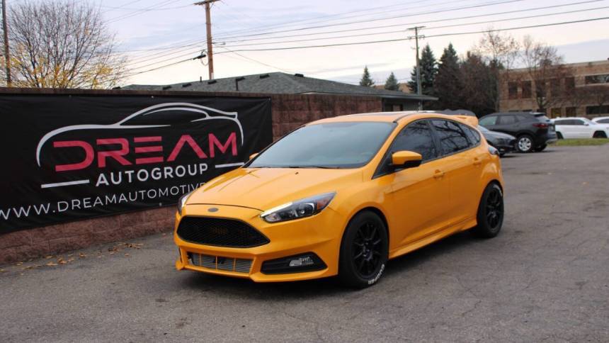 2015 Ford Focus ST — Hatchback — 38,882 mi — Shelby Township, MI