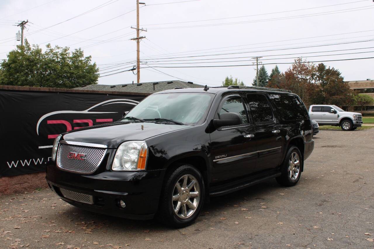2008 GMC Yukon Denali — SUV — 168,778 mi — Shelby Township, MI