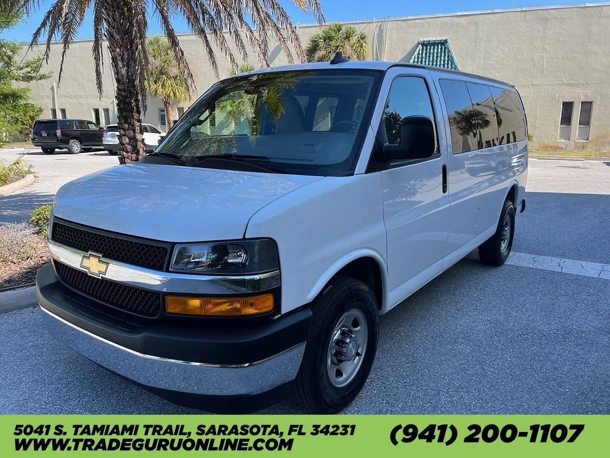 2019 Chevrolet Express Passenger LT — Passenger Van — 18,899 mi — Sarasota, FL
