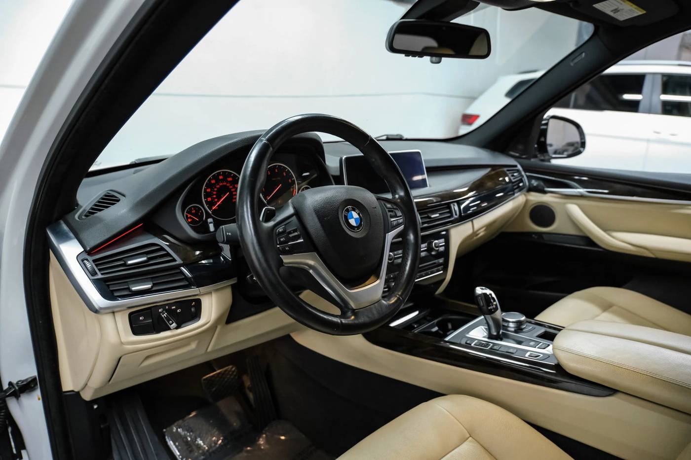 Photo 3