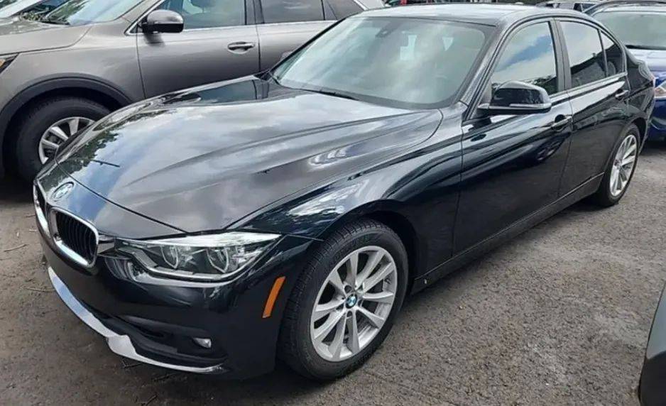 2018 BMW 3 Series 320i — Sedan — 120,753 mi — Farmers Branch, TX