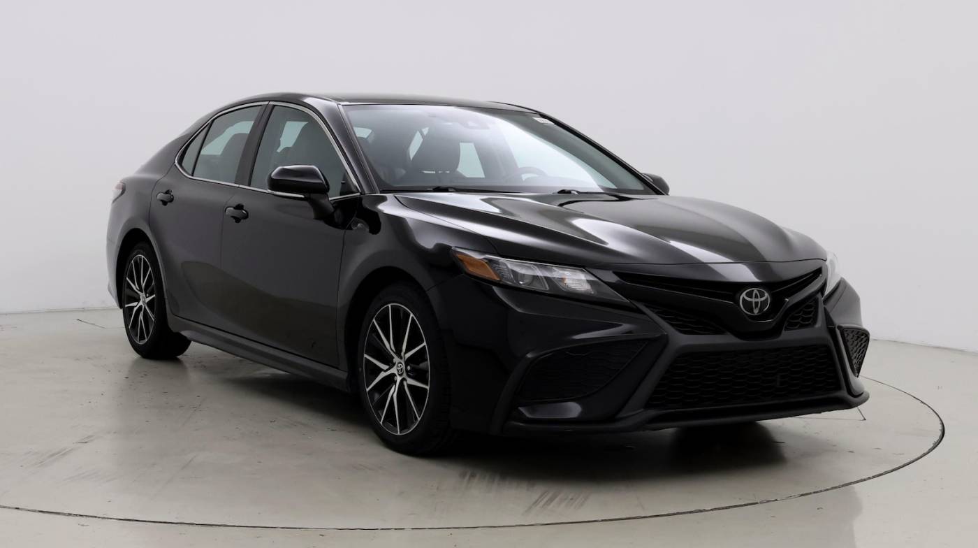 2022 Toyota Camry SE — Sedan — 35,880 mi — Jackson, TN