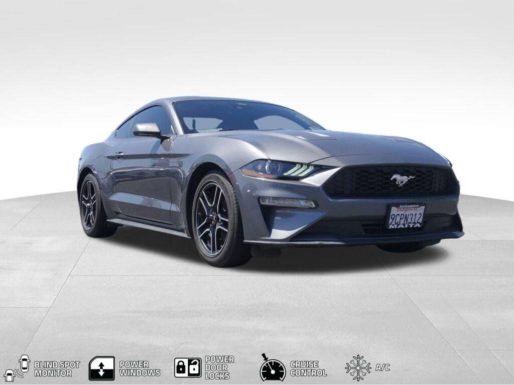 2022 Ford Mustang EcoBoost