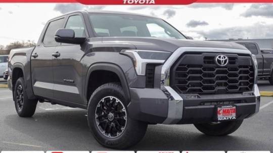 2022 Toyota Tundra SR5 — Pickup Truck — 17,261 mi — Sacramento, CA