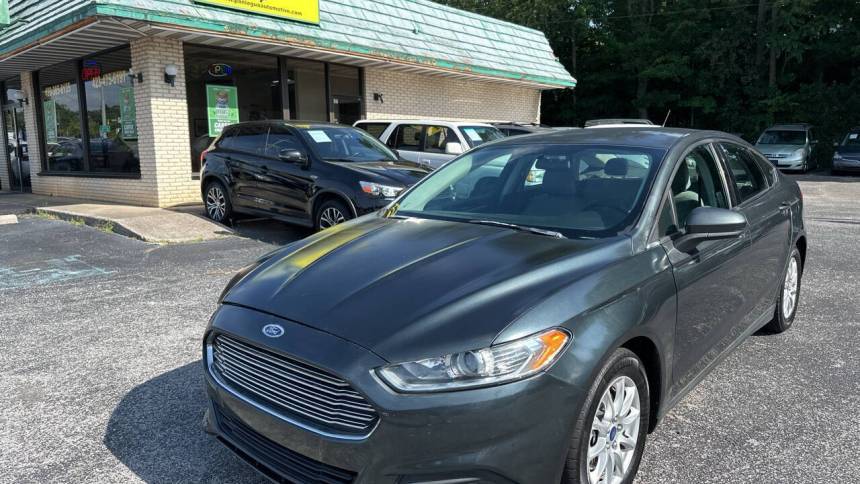 2015 Ford Fusion S — Sedan — 164,322 mi — East Ridge, TN