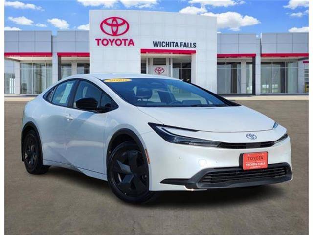2025 Toyota Prius LE — Hatchback — 5,476 mi — Wichita Falls, TX